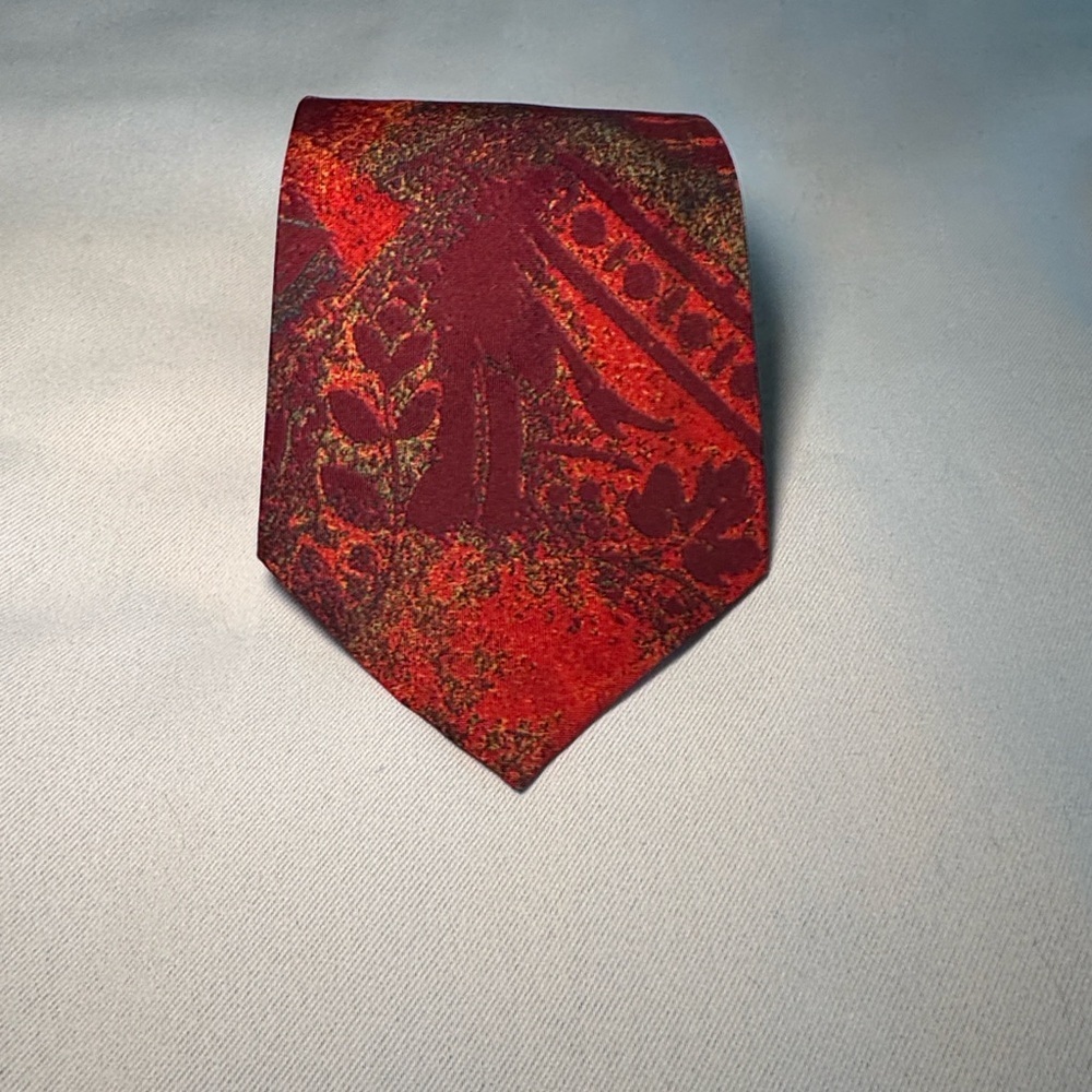 Men’s Vibrant Red Abstract Silk Tie